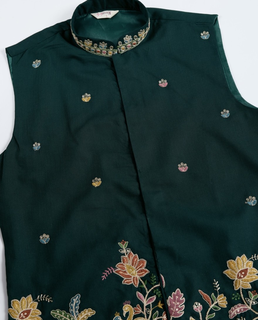 61235-green - Stylish Green Men's Kurta Koti Set – Trendy & Elegant